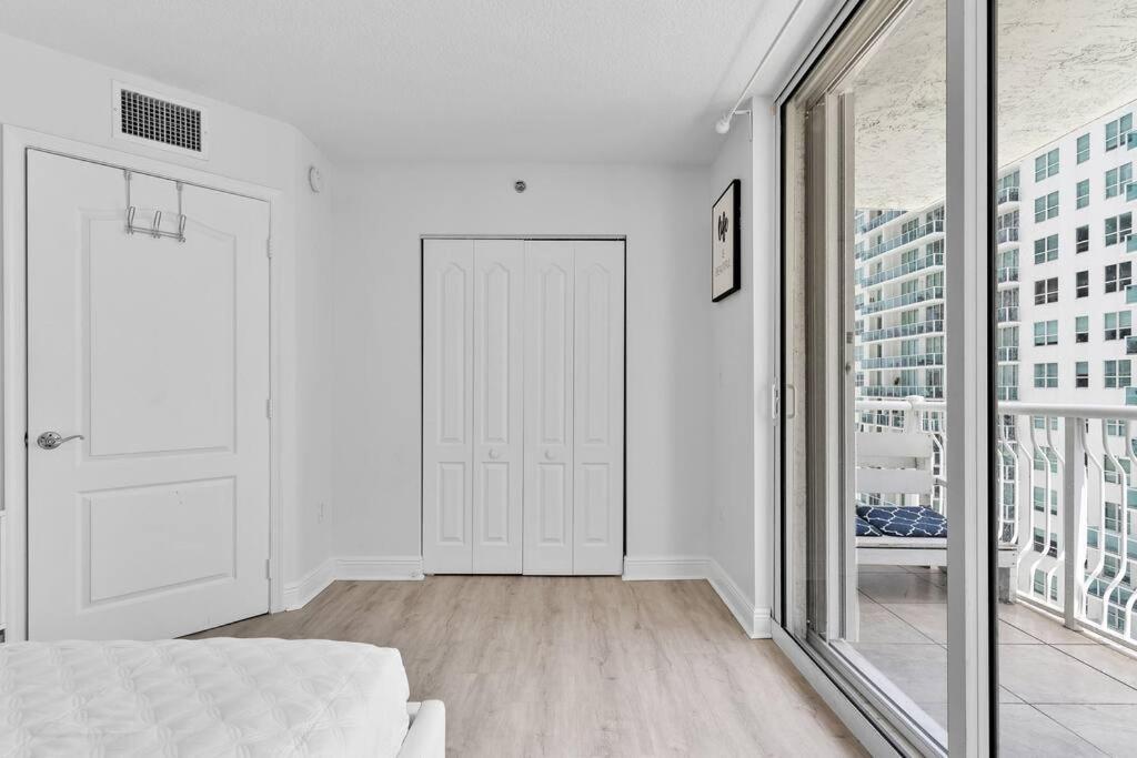 Apartmán Modern 2/2 With Beautiful Ocean And Brickell Views Miami Exteriér fotografie